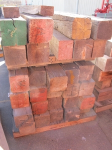 (4 PALLETS) DUNNAGE/CRIBBING 4'L X 8" HE X 8"W. LOADING & HANDLING FEE $15-4602
